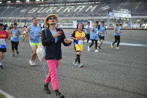 BIB: 80853
                            <button type="button" onclick="openModal(10467001)" class="btn btn-primary btn-sm float-right btn-popup" data-toggle="modal" data-target=".modal-high-quality">
                        <i class="fas fa-shopping-cart"></i> Add to Cart
                    </button>
                                            <button type="button" onclick="isThisMe(10467001, true)" class="btn btn-success btn-sm float-right btn-popup btn-isme hidden" data-toggle="tooltip" data-placement="bottom" title="นี่คือรูปของคุณใช่ไหม คลิกที่นี่เพื่อเอาเข้าอัลบั้ม">
                        <i class="fas fa-plus"></i> Add to album
                    </button>
                    <button type="button" onclick="isThisMe(10467001, false)" class="btn btn-warning btn-sm float-right btn-popup btn-isnotme hidden">
                        <i class="fas fa-ban"></i> Remove from album
                    </button>